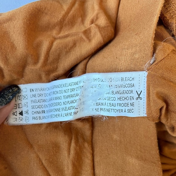 Forever 21 Asymmetrical Skirt - Picture 5 of 5